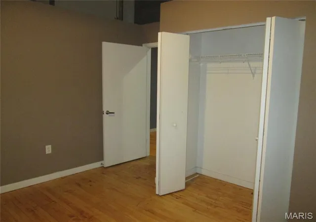 Photo 4 of Condo for sale at 1520 Washington Ave #203, Saint Louis, MO 63103 | MLS# MIS26061500 | Listing updated on 2026-10-26