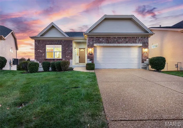 Photo 1 of Single family home for sale at 1216 Emerald Gdns Dr, Saint Peters, MO 63376 | MLS# MIS26061504 | Listing updated on 2026-10-02