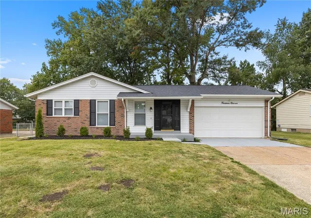 Single family home for sale at 1411 Sherwood Forest Dr, Florissant, MO 63031 | MLS# MIS26061513