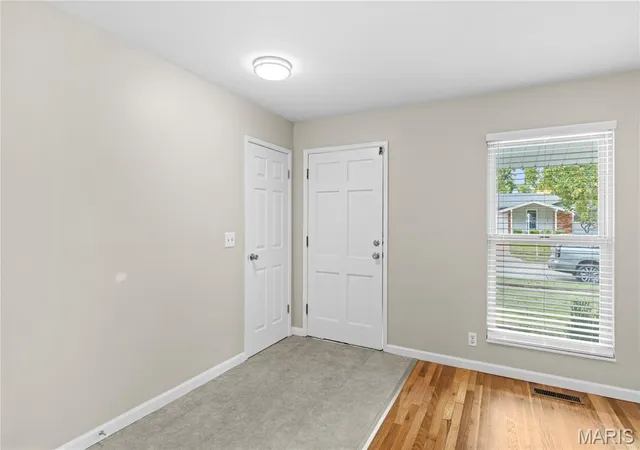 Photo 2 of Single family home for sale at 1411 Sherwood Forest Dr, Florissant, MO 63031 | MLS# MIS26061513 | Listing updated on 2026-09-25