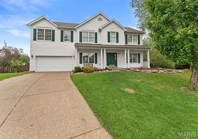 Photo 1 of Single family home for sale at 9 Amber Grain Ct, O Fallon, MO 63368 | MLS# MIS26061521 | Listing updated on 2026-09-25