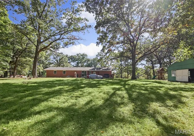 Photo 3 of Single family home for sale at 7511 Jerusalem Rd, Edwardsville, IL 62025 | MLS# MIS26061526 | Listing updated on 2026-10-07