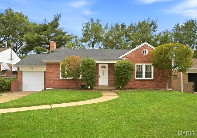 Single family home for sale at 7080 S Villanova Dr, Saint Louis, MO 63123 | MLS# MIS26061531