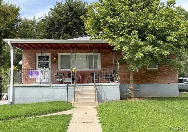 Photo 1 of Single family home for sale at 415 Warford Ave, Saint Louis, MO 63135 | MLS# MIS26061537 | Listing updated on 2026-09-25