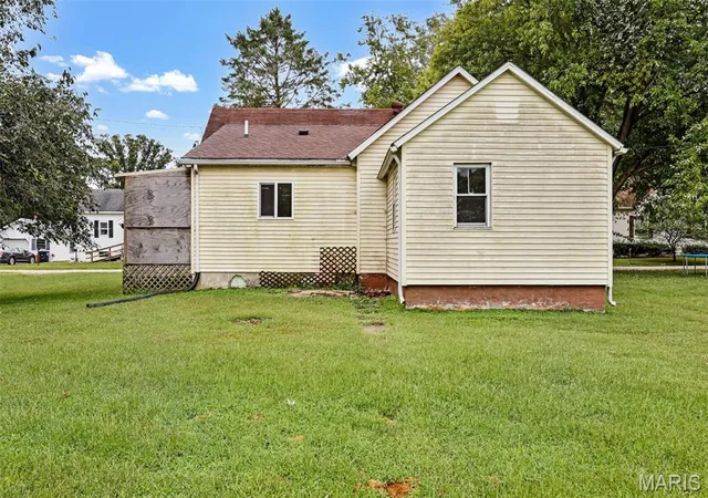 Photo 14 of Single family home for sale at 209 W 6th South St, Mount Olive, IL 62069 | MLS# MIS26061538 | Listing updated on 2026-10-05