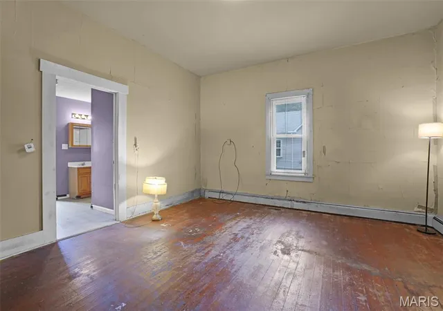 Photo 4 of Single family home for sale at 209 W 6th South St, Mount Olive, IL 62069 | MLS# MIS26061538 | Listing updated on 2026-10-05