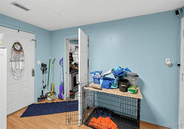 Photo 3 of Sale Pending at 204 Watts St, Park Hills, MO 63601 | MLS# MIS26061548 | Listing updated on 2026-09-27