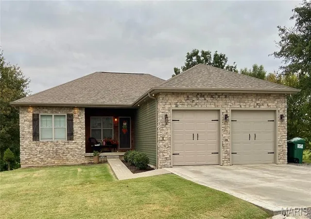 Photo 1 of Single family home for sale at 11618 Finley Dr, Dexter, MO 63841 | MLS# MIS26061550 | Listing updated on 2026-09-24