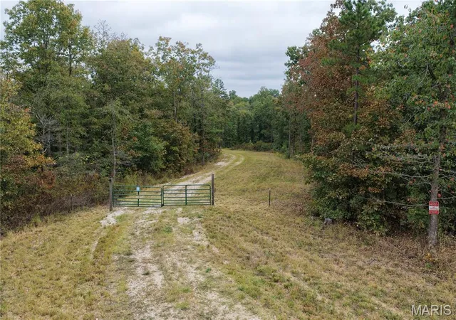 Photo 3 of House for sale at 24 County Rd 548, Ellington, MO 63638 | MLS# MIS26061560 | Listing updated on 2026-09-23