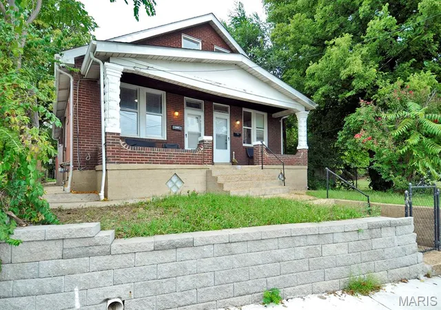 Photo 2 of Multi family home for sale at 9129 S   9131 Broadway St, Saint Louis, MO 63125 | MLS# MIS26061561 | Listing updated on 2026-10-02