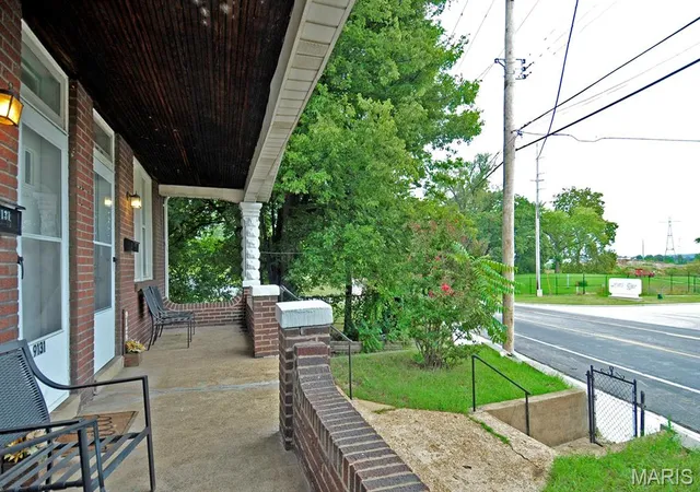 Photo 3 of Multi family home for sale at 9129 S - 9131 Broadway St, Saint Louis, MO 63125 | MLS# MIS26061561 | Listing updated on 2026-10-02