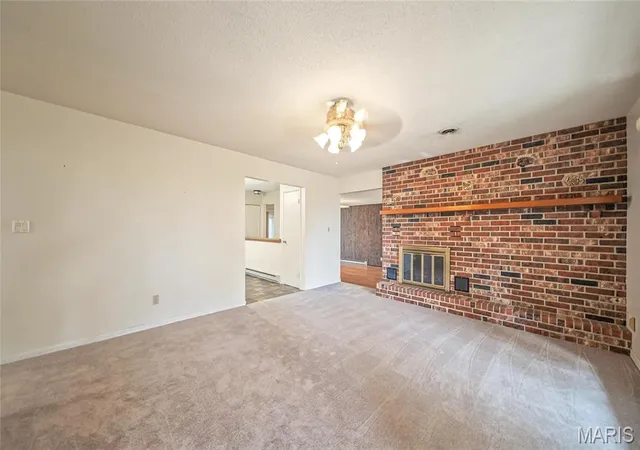 Photo 3 of Single family home for sale at 12650 County Rd 8010, Rolla, MO 65401 | MLS# MIS26061562 | Listing updated on 2026-10-05