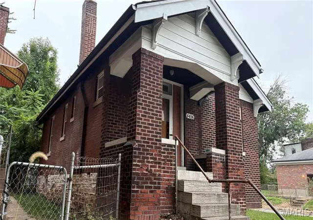 Single family home for sale at 4456 S Compton Ave, Saint Louis, MO 63111 | MLS# MIS26061566 | Listing updated on 2026-09-23