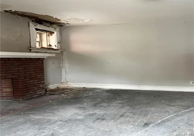 Photo 2 of Single family home for sale at 4456 S Compton Ave, Saint Louis, MO 63111 | MLS# MIS26061566 | Listing updated on 2026-09-23