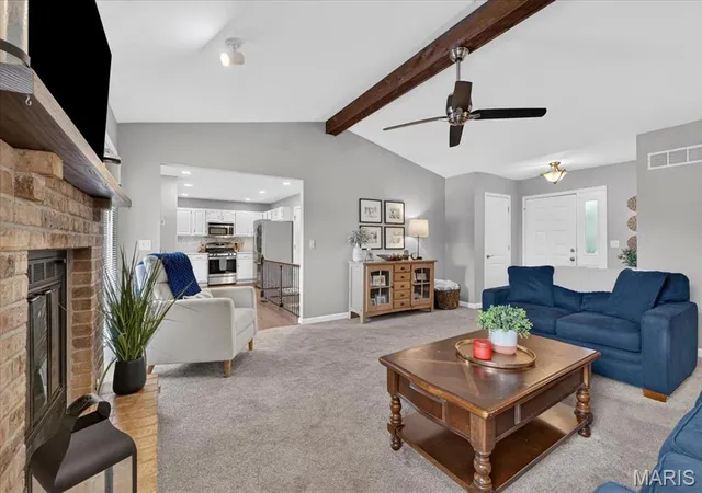 Photo 3 of Single family home for sale at 3037 Valley Vista Dr, Saint Peters, MO 63376 | MLS# MIS26061573 | Listing updated on 2026-09-25