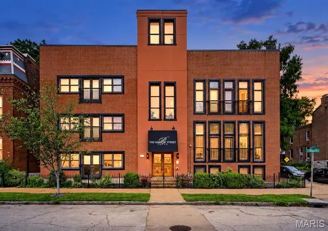 Photo 1 of Sale Pending at 2401 S 12th Street #101, Saint Louis, MO 63104 | MLS# MIS26061574 | Listing updated on 2026-10-08