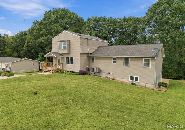 Photo 4 of Single family home for sale at 1333 S Highway 19, Hermann, MO 65041 | MLS# MIS26061575 | Listing updated on 2026-09-24