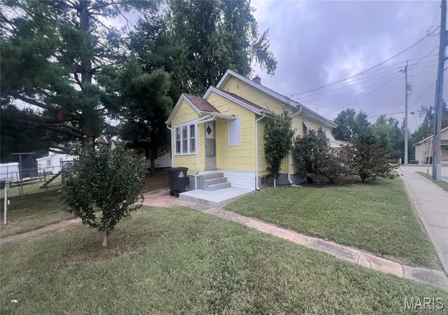 Photo 2 of Single family home for sale at 603 Edgemont Blvd, Perryville, MO 63775 | MLS# MIS26061580 | Listing updated on 2026-09-24