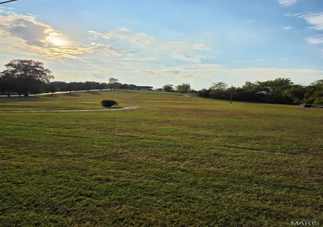 Photo 3 of Land for sale at 121 Briarwood Ter, De Soto, MO 63020 | MLS# MIS26061582 | Listing updated on 2026-10-06