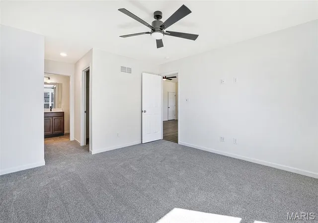 Photo 4 of Single family home for sale at 45 Fall Meadow Ct, Fenton, MO 63026 | MLS# MIS26061583 | Listing updated on 2026-10-02