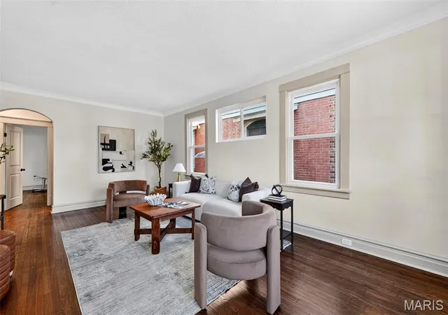 Photo 3 of Single family home for sale at 6922 Marquette Ave, Saint Louis, MO 63139 | MLS# MIS26061585 | Listing updated on 2026-10-15
