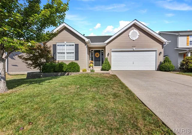 Single family home for sale at 5507 Dressel Dr, Saint Charles, MO 63304 | MLS# MIS26061588