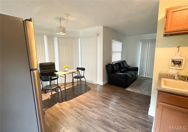 Photo 3 of Single family home for sale at 1545 Spring Cvs Rd, Sunrise Beach, MO 65079 | MLS# MIS26061594 | Listing updated on 2026-09-28