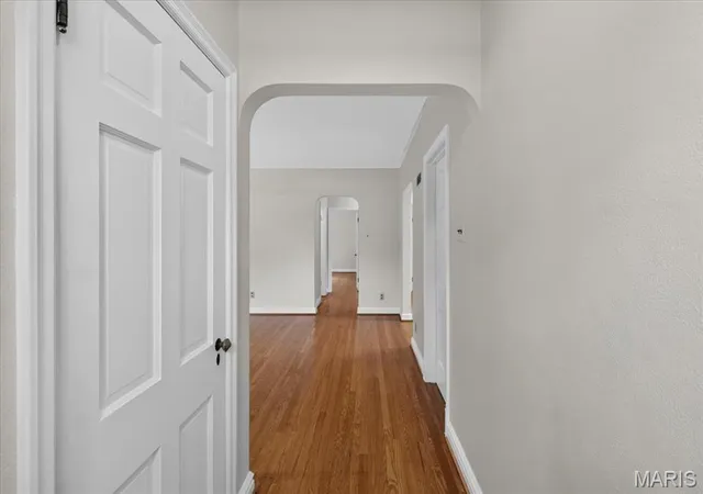 Photo 2 of Sale Pending at 9914 Tesson Fry Rd, Saint Louis, MO 63123 | MLS# MIS26061610 | Listing updated on 2026-10-03