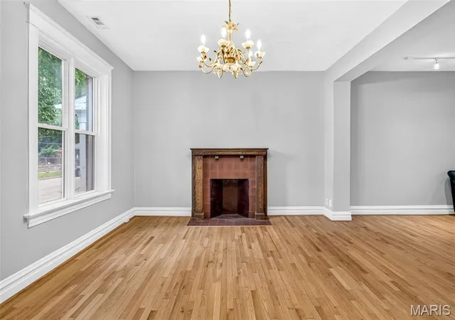 Photo 3 of Single family home for sale at 4928 Berthold Ave, Saint Louis, MO 63110 | MLS# MIS26061615 | Listing updated on 2026-10-18