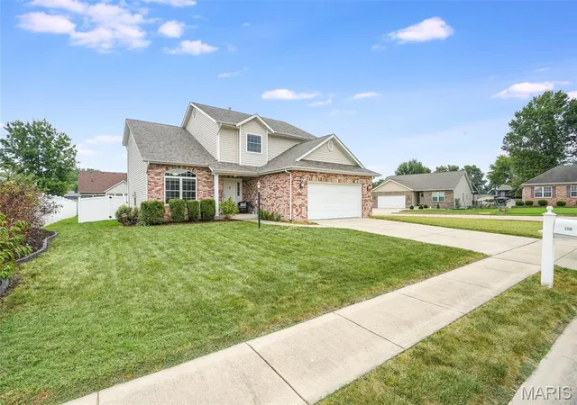 Photo 2 of Single family home for sale at 3316 Preston Dr, Granite City, IL 62040 | MLS# MIS26061625 | Listing updated on 2026-10-04