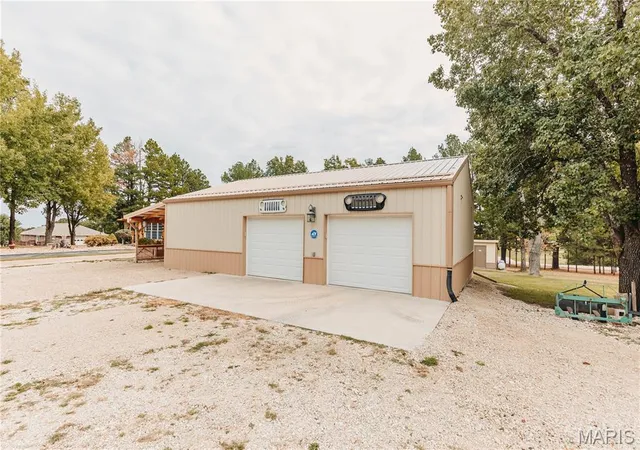 Photo 3 of Single family home for sale at 103 Qc Ln, Dixon, MO 65459 | MLS# MIS26061628 | Listing updated on 2026-09-26