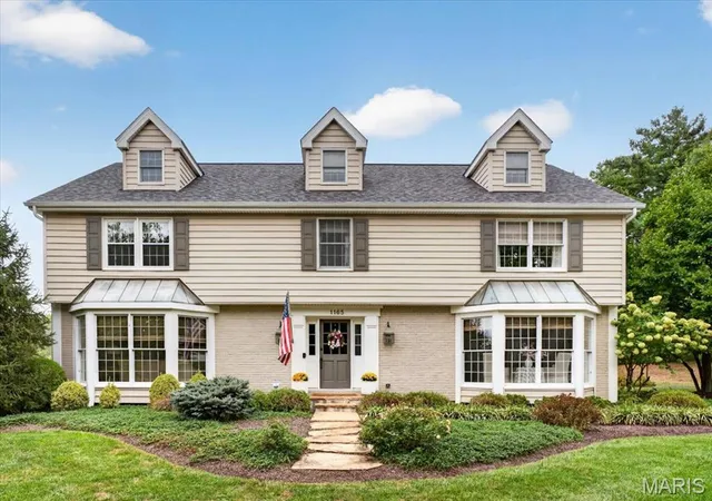 Photo 2 of Single family home for sale at 1165 Templeton Pl, Chesterfield, MO 63017 | MLS# MIS26061633 | Listing updated on 2026-10-04