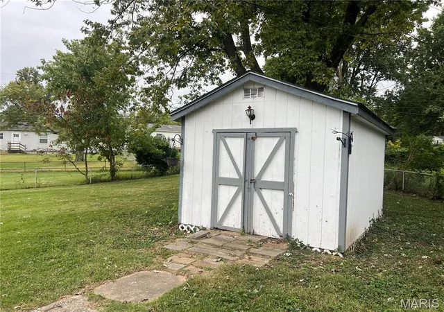 Photo 3 of Single family home for sale at 1428 San Salvador Dr, Saint Louis, MO 63138 | MLS# MIS26061638 | Listing updated on 2026-09-24
