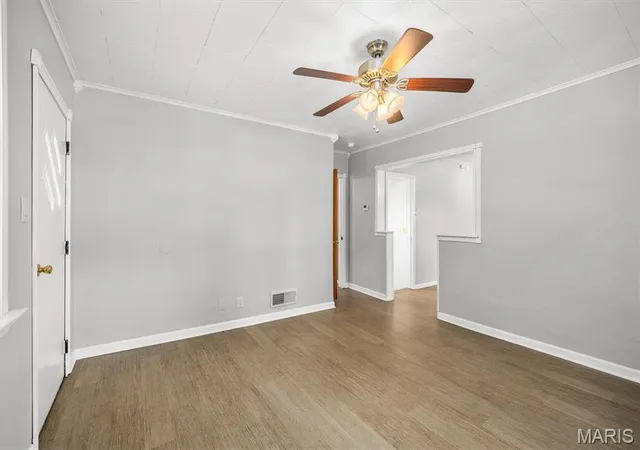 Photo 4 of Single family home for sale at 203 S 14th Street, Belleville, IL 62220 | MLS# MIS26061644 | Listing updated on 2026-09-25