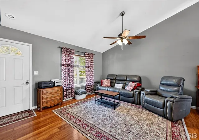 Photo 4 of Sale Pending at 106 Rottmann Dr, Marthasville, MO 63357 | MLS# MIS26061656 | Listing updated on 2026-10-21