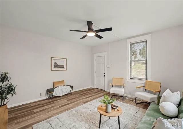 Photo 4 of Sale Pending at 4463 Beck Ave, Saint Louis, MO 63116 | MLS# MIS26061658 | Listing updated on 2026-10-17