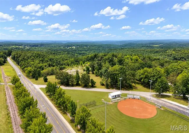 Photo 3 of Single family home for sale at 62 Old Cuba Rd, Cuba, MO 65453 | MLS# MIS26061661 | Listing updated on 2026-09-24