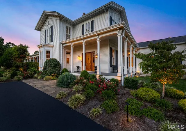 Photo 3 of Single family home for sale at 306 E Jefferson Ave, Saint Louis, MO 63122 | MLS# MIS26061665 | Listing updated on 2026-10-05