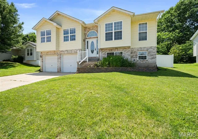 Photo 34 of Single family home for sale at 2325 Arkansas Dr, High Ridge, MO 63049 | MLS# MIS26061677 | Listing updated on 2026-10-03