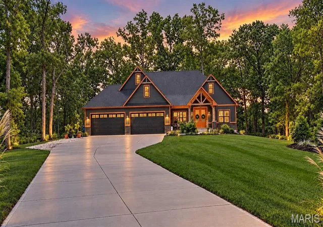 Photo 1 of Single family home for sale at 212 Eagle Frk Ct, Moscow Mills, MO 63362 | MLS# MIS26061679 | Listing updated on 2026-09-28