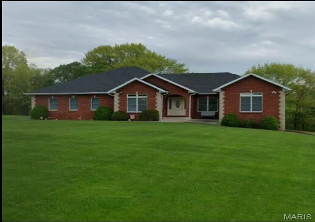 Photo 1 of Single family home for sale at 1917 Hunters Hvn Dr, Lohman, MO 65053 | MLS# MIS26061687 | Listing updated on 2026-09-25