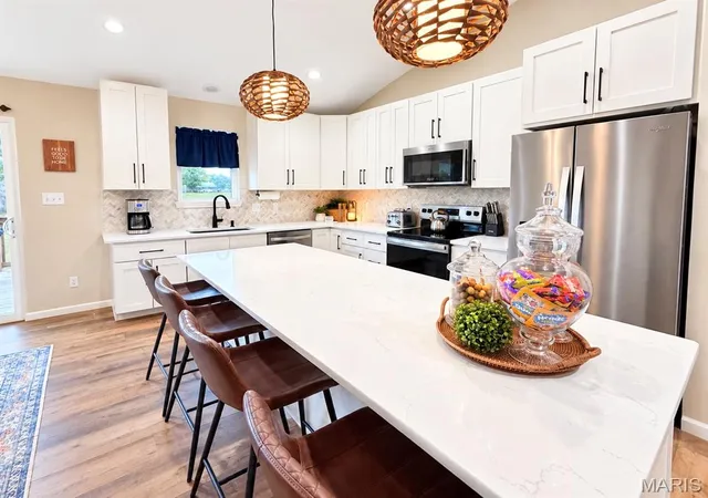 Photo 4 of Single family home for sale at 18159 Heritage Dr, Farmington, MO 63640 | MLS# MIS26061692 | Listing updated on 2026-09-24