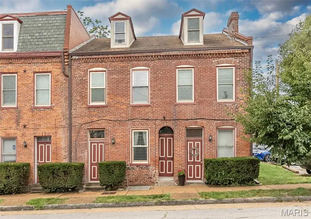 Condo for sale at 708 Soulard St #708A, Saint Louis, MO 63104 | MLS# MIS26061698