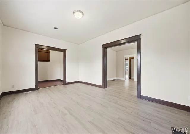Photo 3 of Single family home for sale at 5480 Arlington Ave, Saint Louis, MO 63120 | MLS# MIS26061699 | Listing updated on 2026-09-25