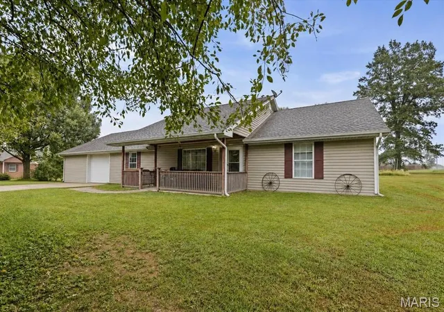 Photo 1 of Sale Pending at 116 Elm Ave, New Bloomfield, MO 65063 | MLS# MIS26061710 | Listing updated on 2026-09-29
