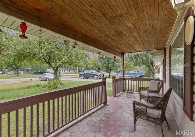 Photo 4 of Sale Pending at 116 Elm Ave, New Bloomfield, MO 65063 | MLS# MIS26061710 | Listing updated on 2026-09-29