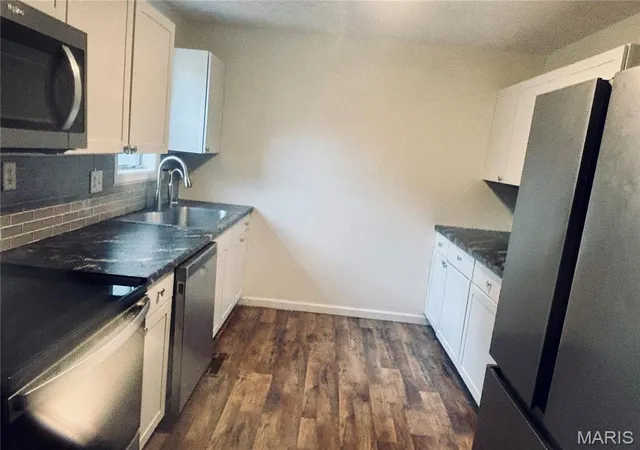 Photo 4 of Single family home for sale at 24370 Trolley Ln, Saint Robert, MO 65584 | MLS# MIS26061713 | Listing updated on 2026-09-25