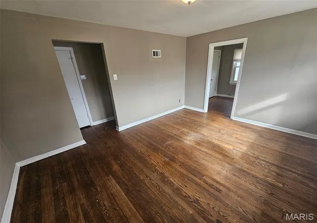 Photo 4 of Single family home for sale at 2209 Burns Ave, Saint Louis, MO 63114 | MLS# MIS26061720 | Listing updated on 2026-09-25