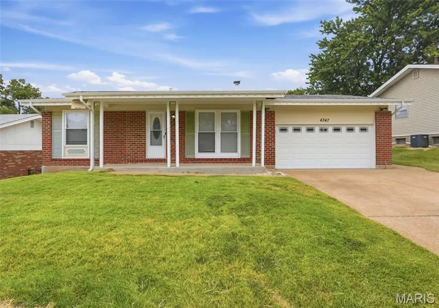 Single family home for sale at 4347 Varano Dr, Florissant, MO 63033 | MLS# MIS26061722