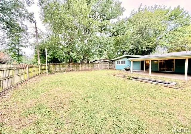 Photo 3 of Single family home for sale at 2320 Saint Catherine St, Florissant, MO 63033 | MLS# MIS26061727 | Listing updated on 2026-10-02